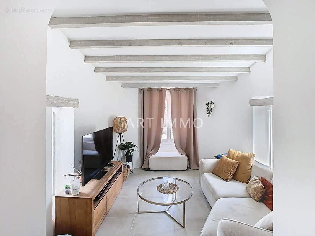 Maison à ROBION