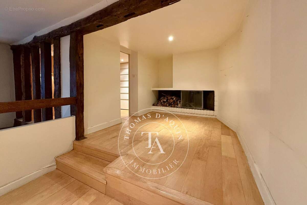 Appartement à PARIS-6E