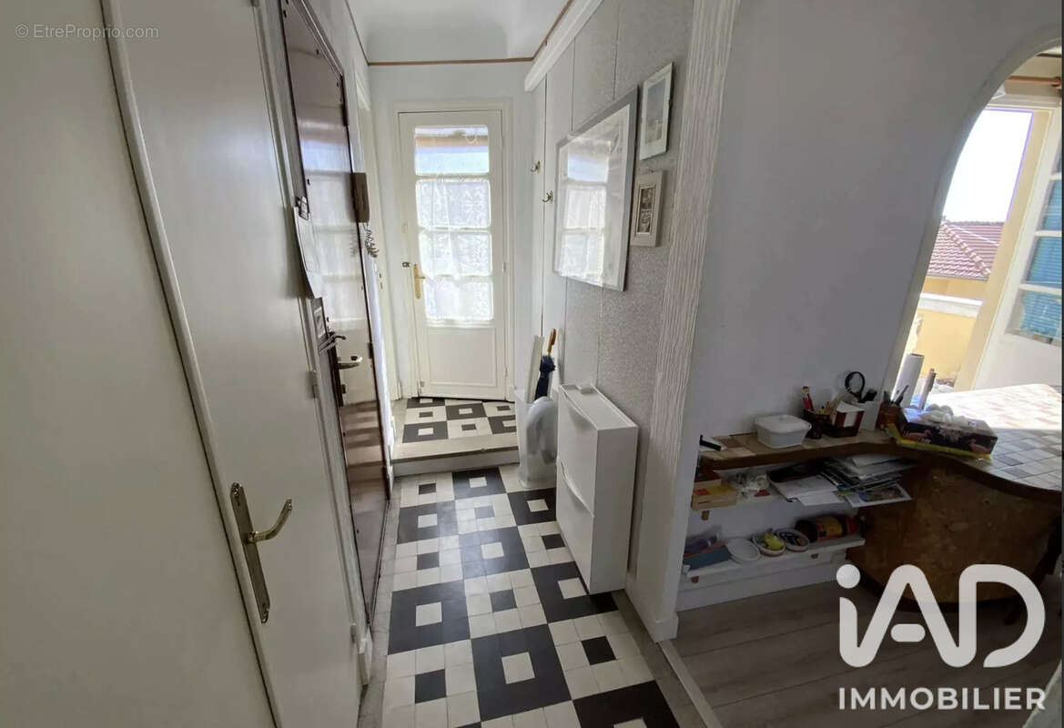 Appartement 40 m² à Menton  - photo 7