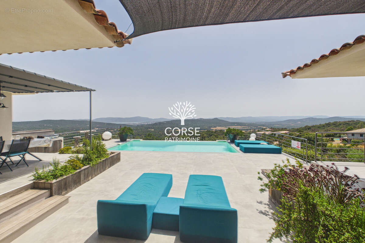 Vue imprenable et propriété d'exception à Porto-Vecchio - photo 21