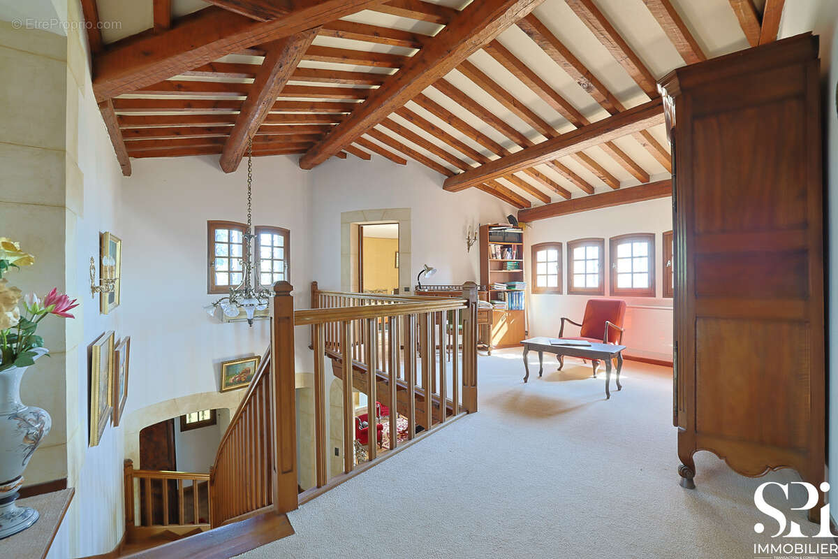 SOLLIES-VILlE- Maison familiale 4 chambres - Piscine - photo 20