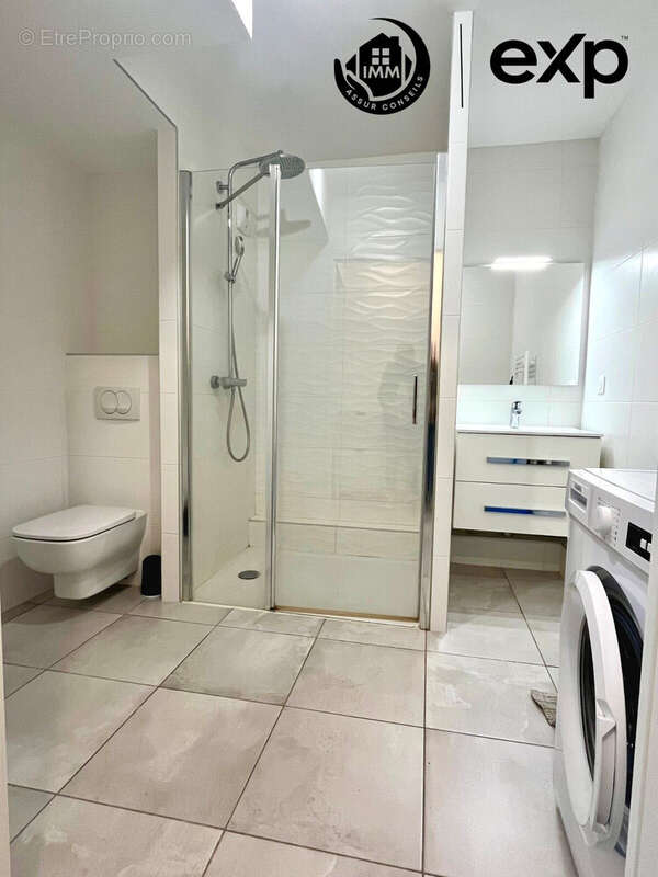 Salle d'eau - Appartement à VILLEURBANNE