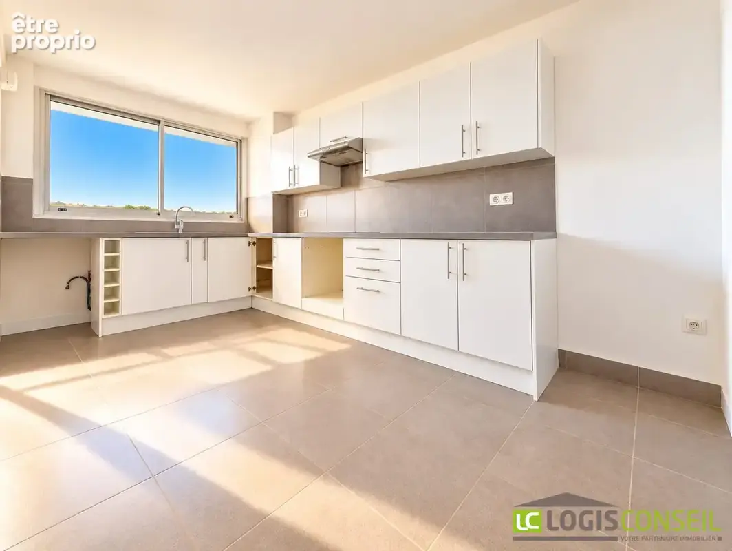 Appartement 5 pièces 102 m² à vendre à Chatillon (92320) - photo 5