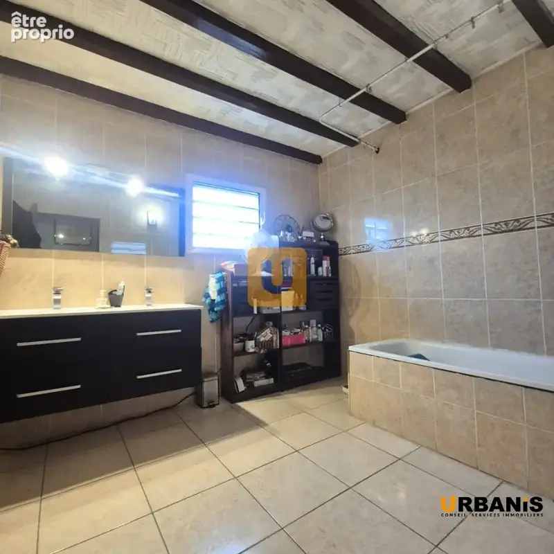 Maison avec piscine a saint-andre - photo 9