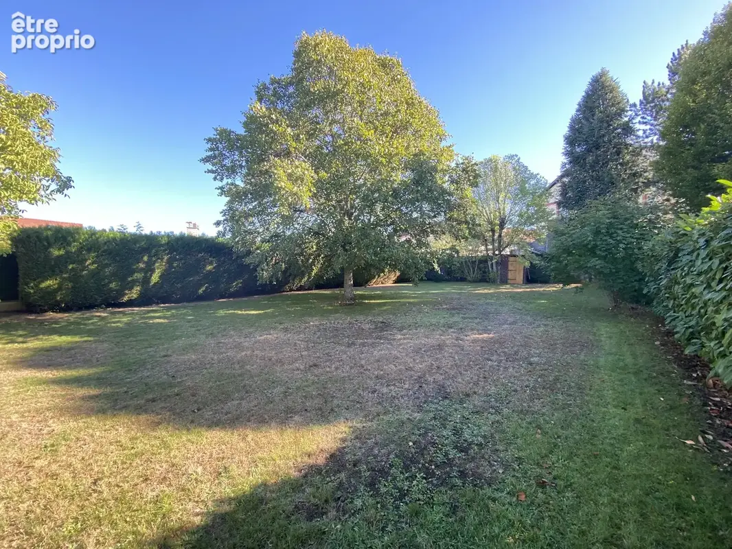 Immense maison avec terrasse en vente à Bruyères - photo 4