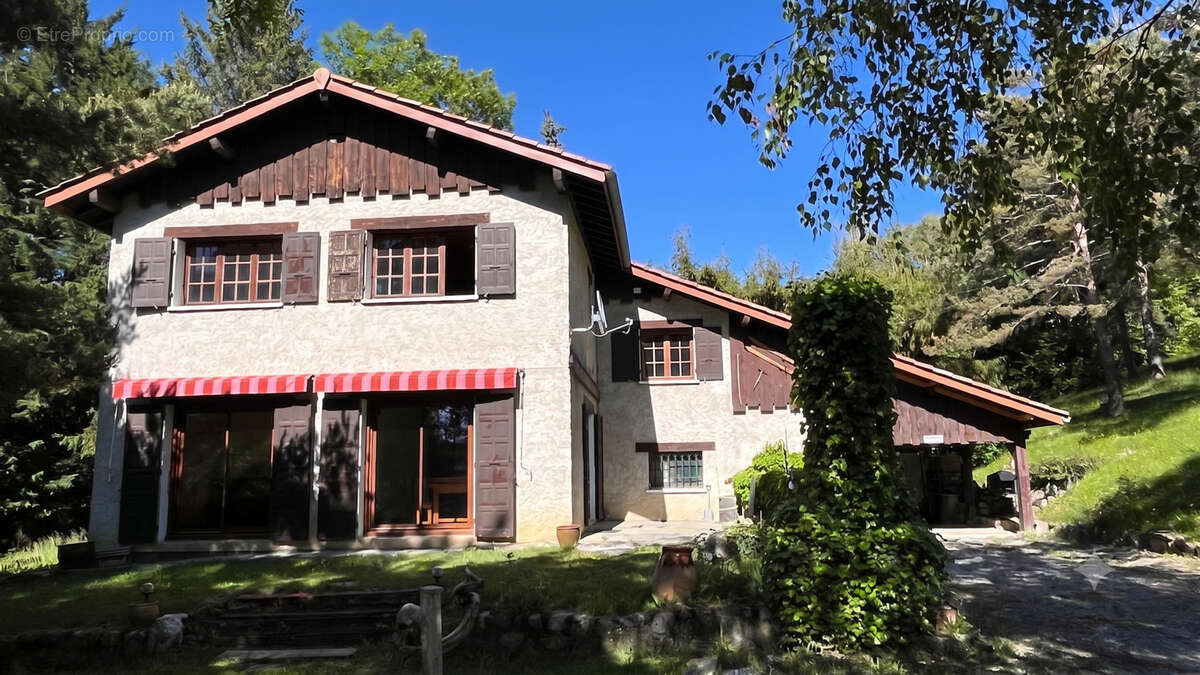 Maison à RAMBAUD
