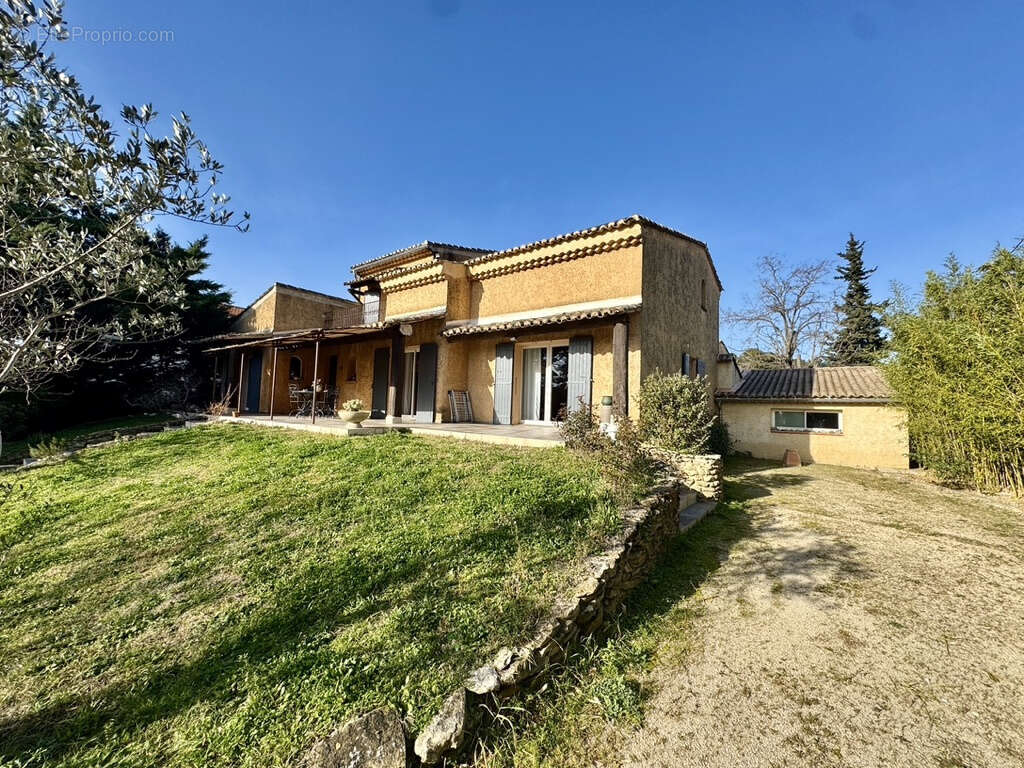 Maison à ORANGE