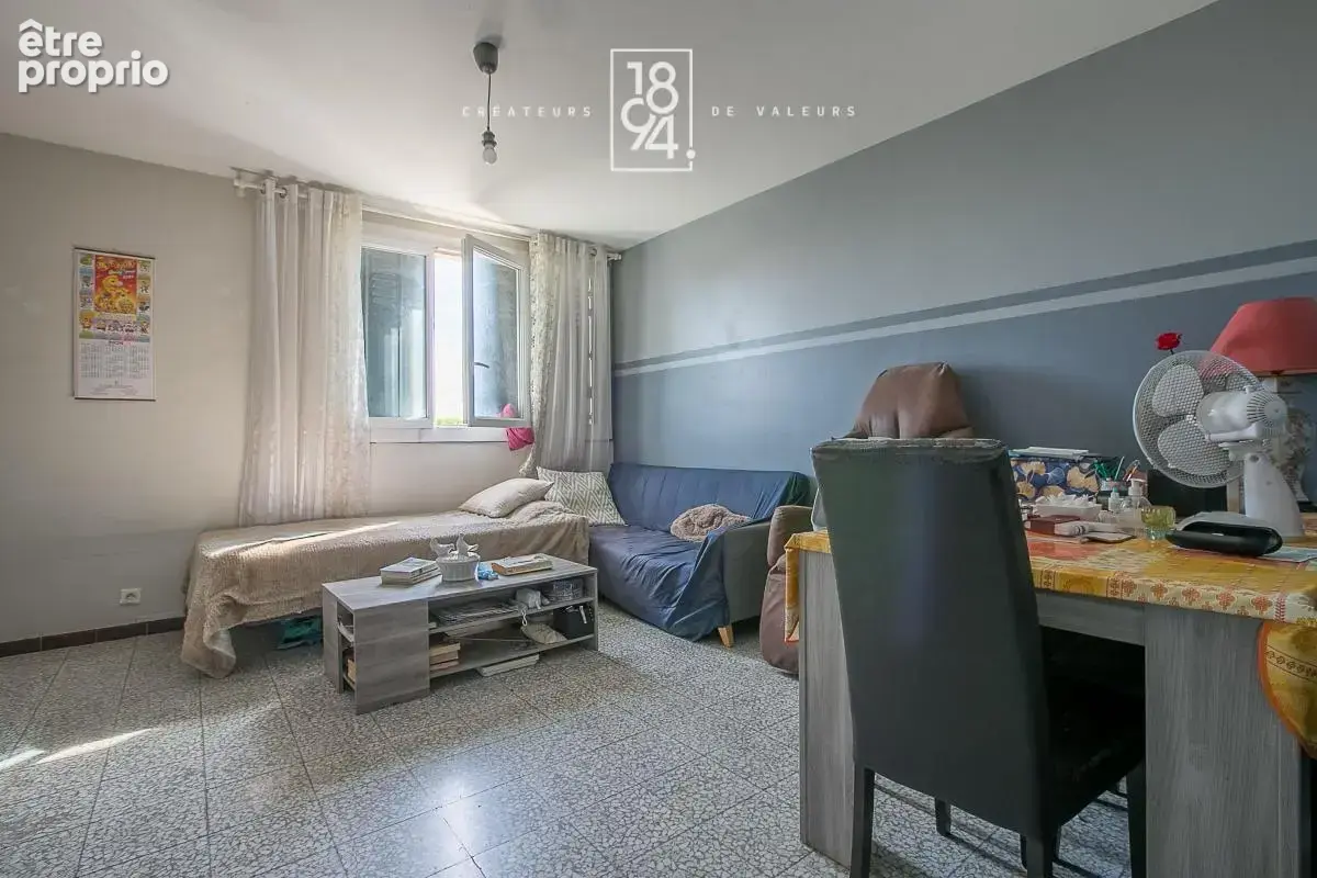 Appartement traversant t2 loue 47m2 loggia cave les sauges 13170 les pennes mirabeau - photo 2