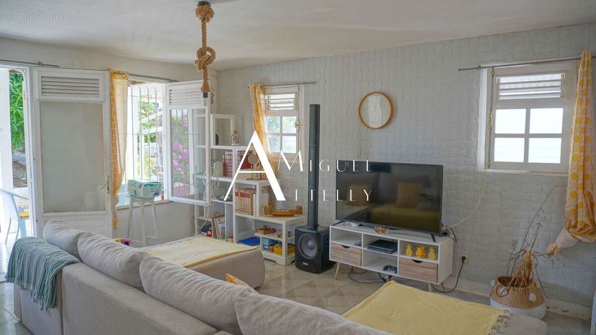 Maison à SCHOELCHER