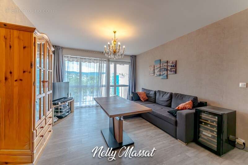 Appartement à vendre 2 pièces LA RAVOIRE (73) avec garage, balcon avec vue dégagée - photo 2