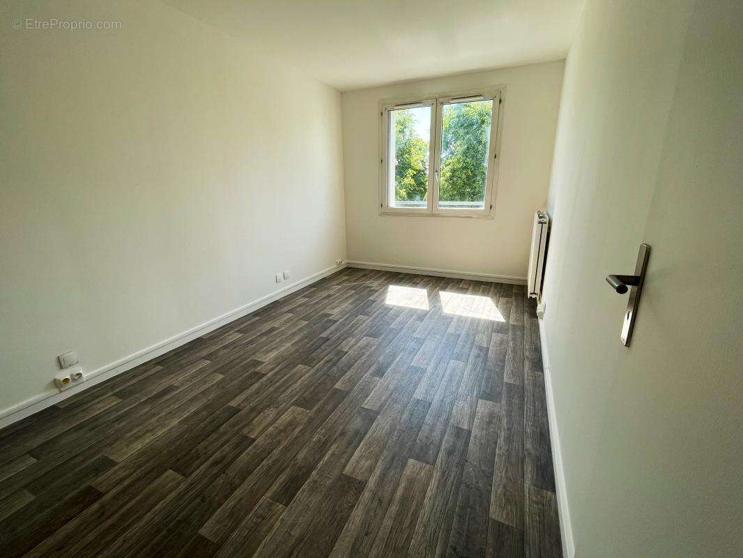 Appartement à TORCY