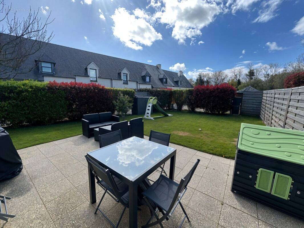 Appartement à CHARTRES-DE-BRETAGNE