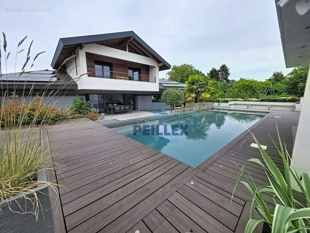 Maison à ANTHY-SUR-LEMAN