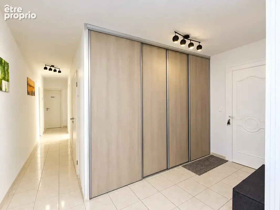 Superbe maison de habitable plain-pied située à Saint-Gibrien ! - photo 6