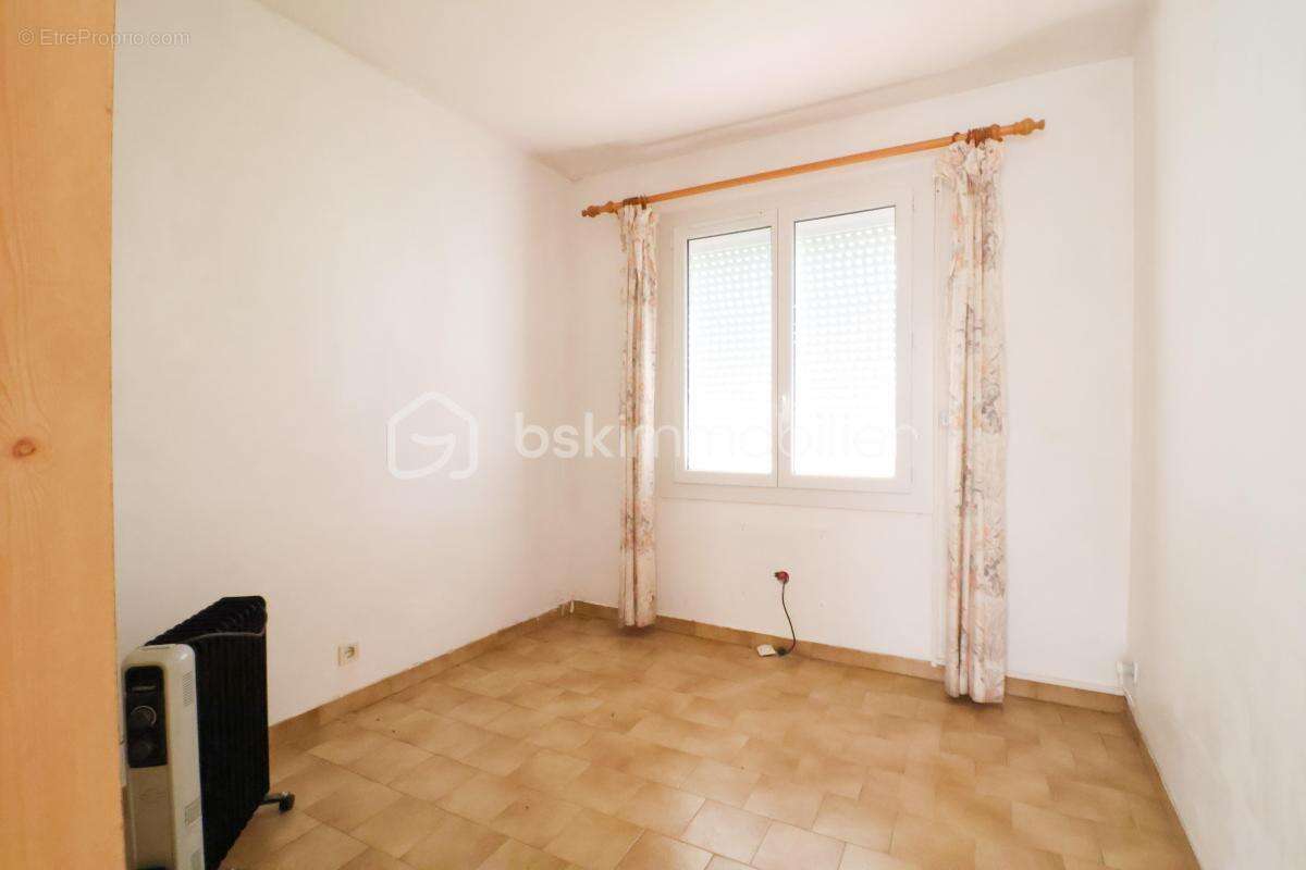 Maison de 77 m² avec combles aménageables sur parcelle de 1000 m² - photo 9
