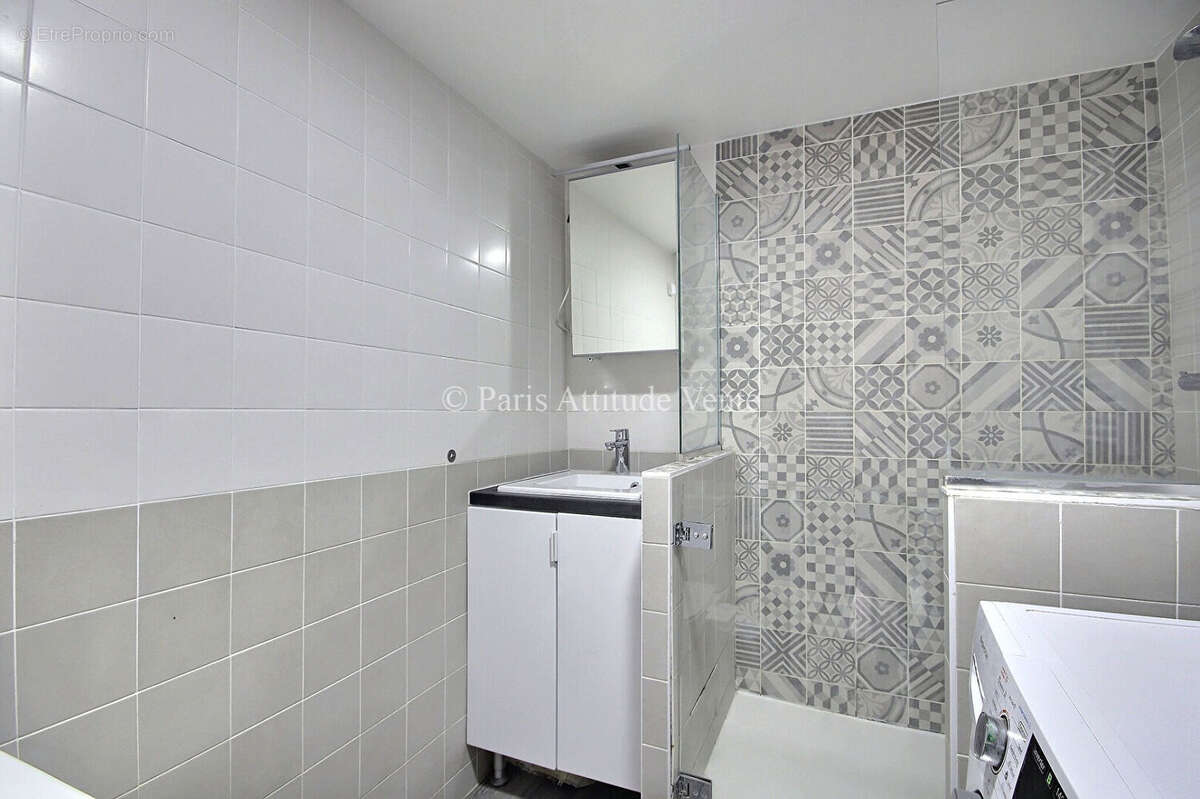 Appartement à PARIS-2E
