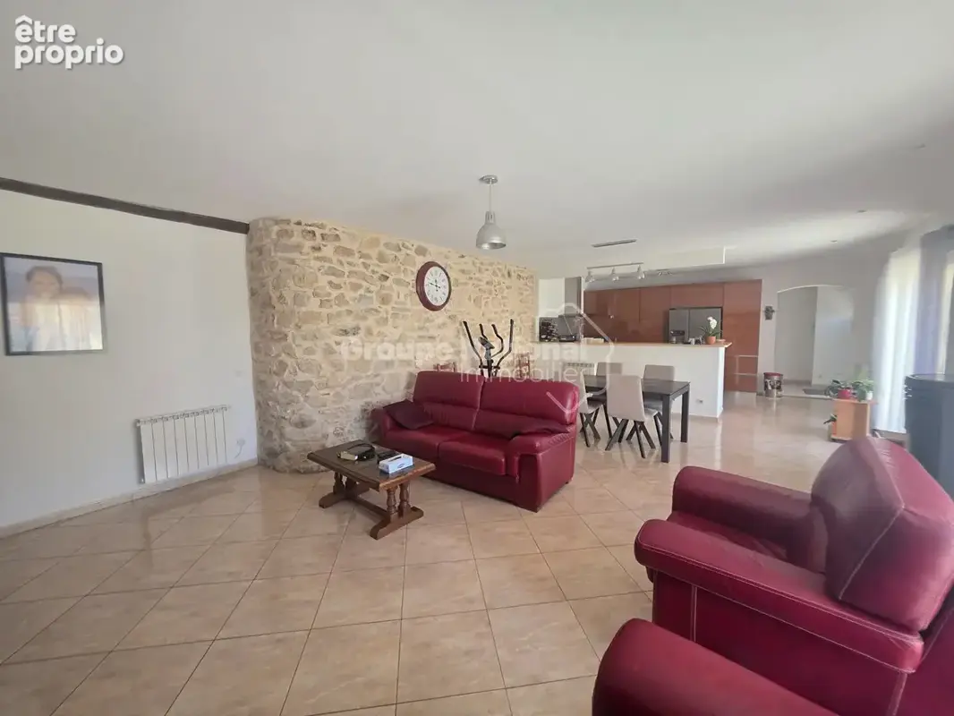 Vinon-sur-verdon ancienne grange entièrement rénovée avec jardin et grand garage - photo 11