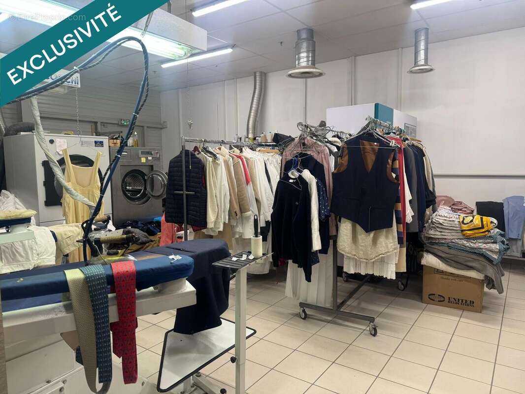 Photo 2 - Commerce à PONT-L&#039;EVEQUE