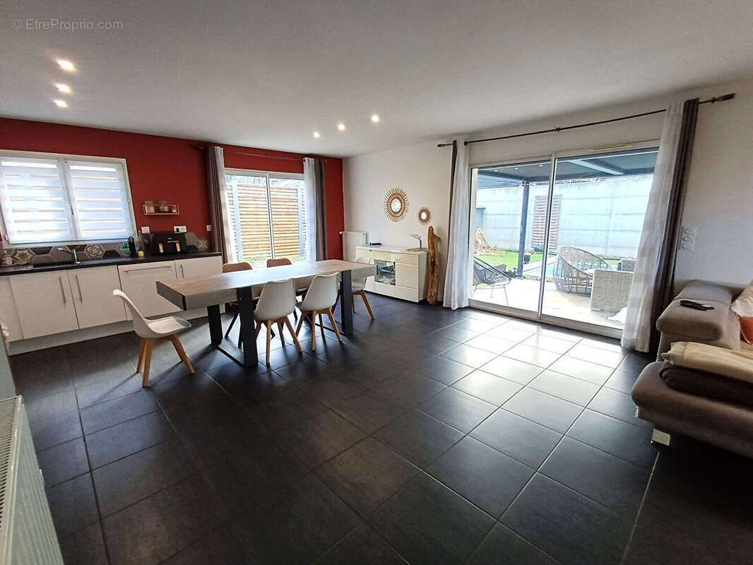 Maison à SAINT-GEORGES-SUR-ALLIER