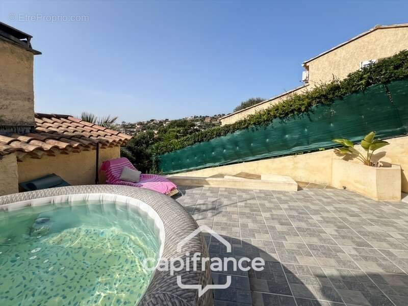 Maison à LE LAVANDOU