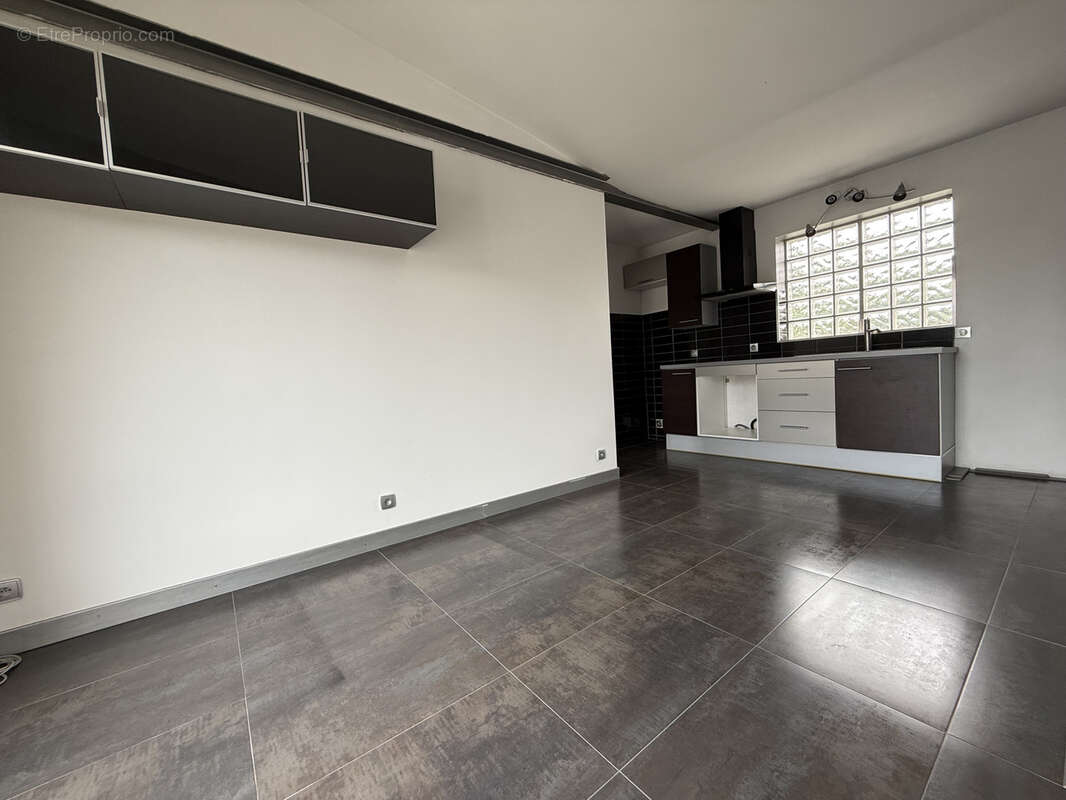 Maison à LE BLANC-MESNIL