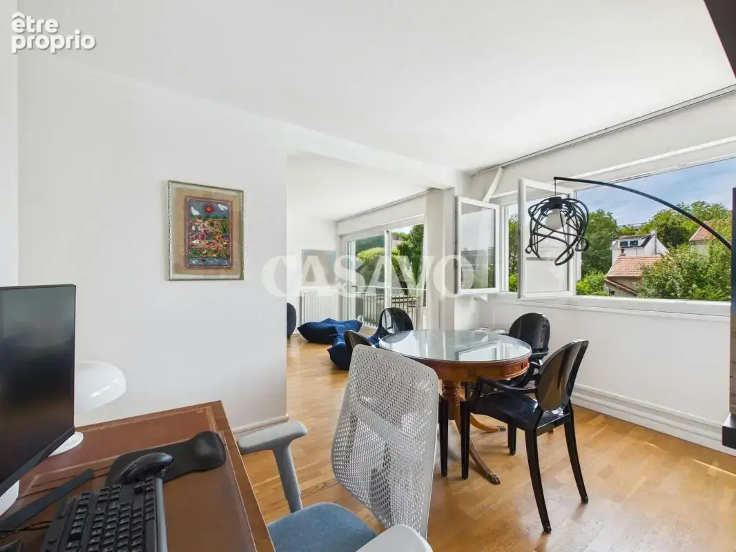 Vente Appartement 5 pièces de 92m² - 92380 Garches - photo 5