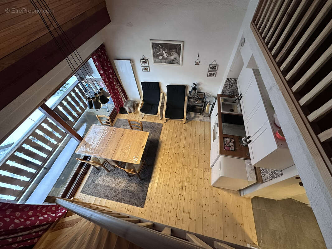 Appartement à ALBIEZ-MONTROND