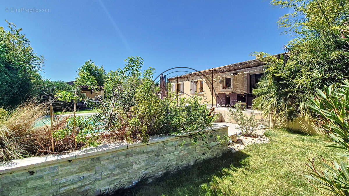 Maison à CHEVAL-BLANC