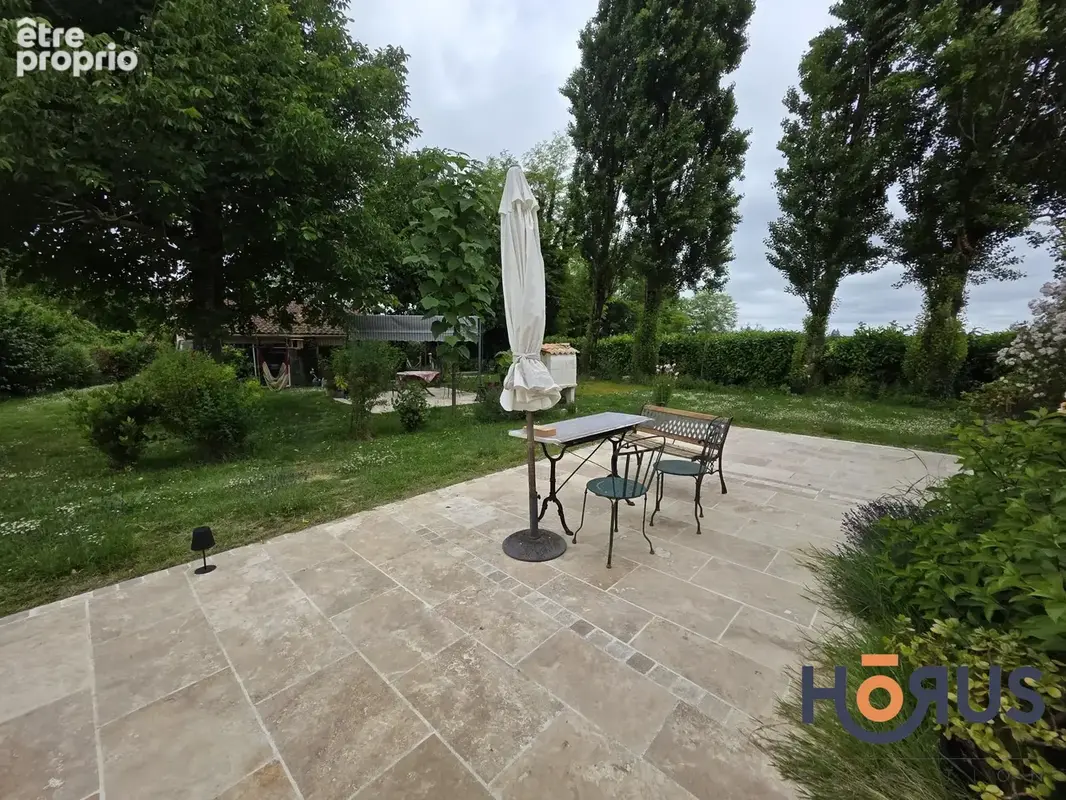 Maison 6 pièces 127 m² à vendre à Saint-Porchaire (17250) - photo 5