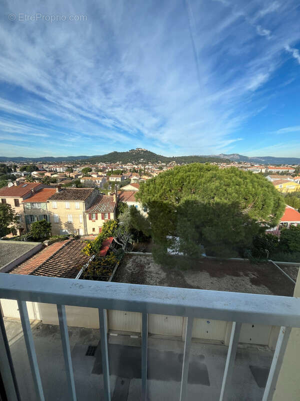 Appartement à SIX-FOURS-LES-PLAGES