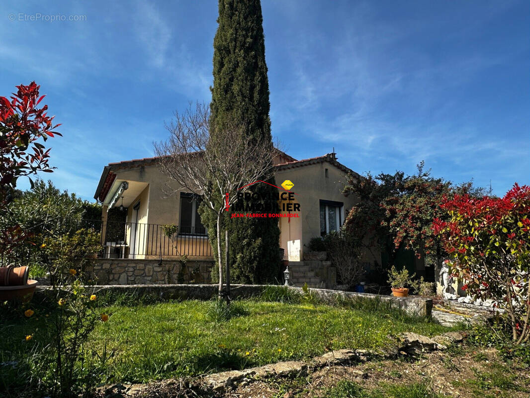 Maison à SALLES-SOUS-BOIS