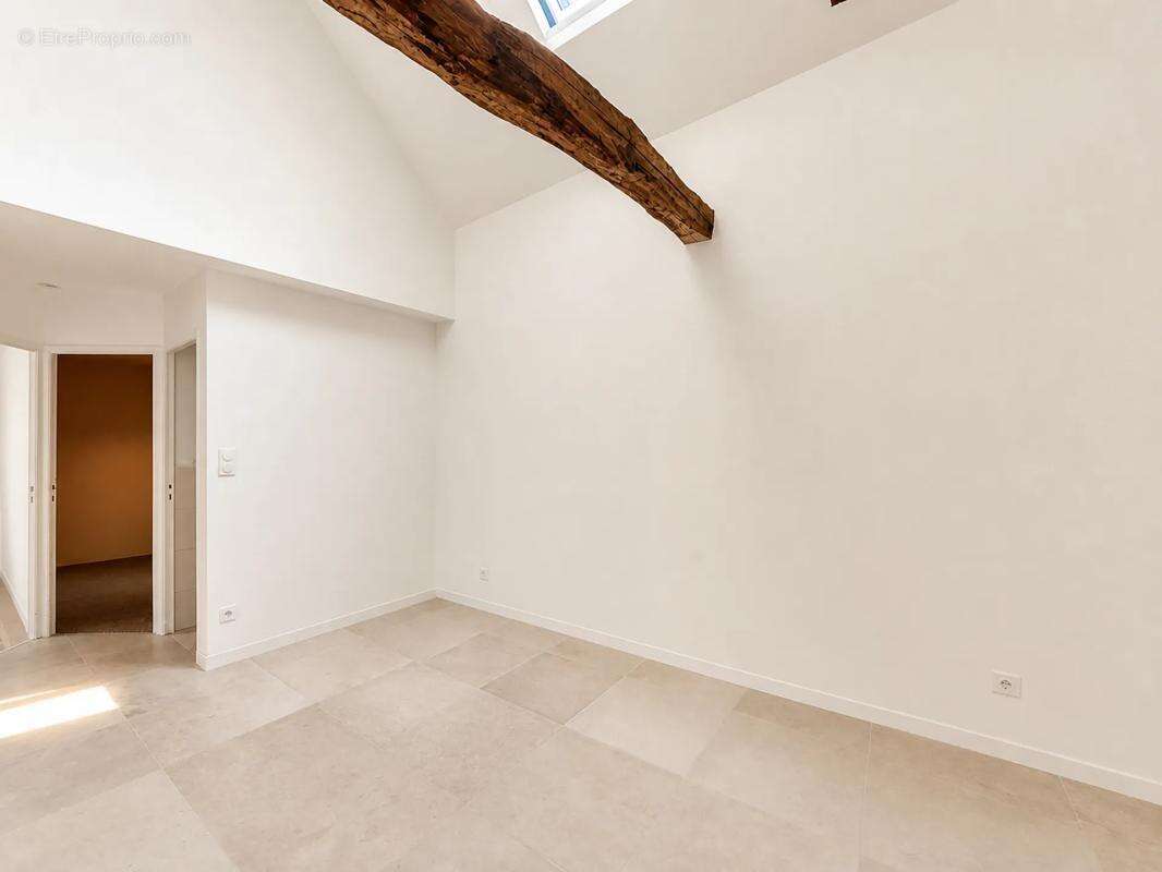 Appartement à SEGRE