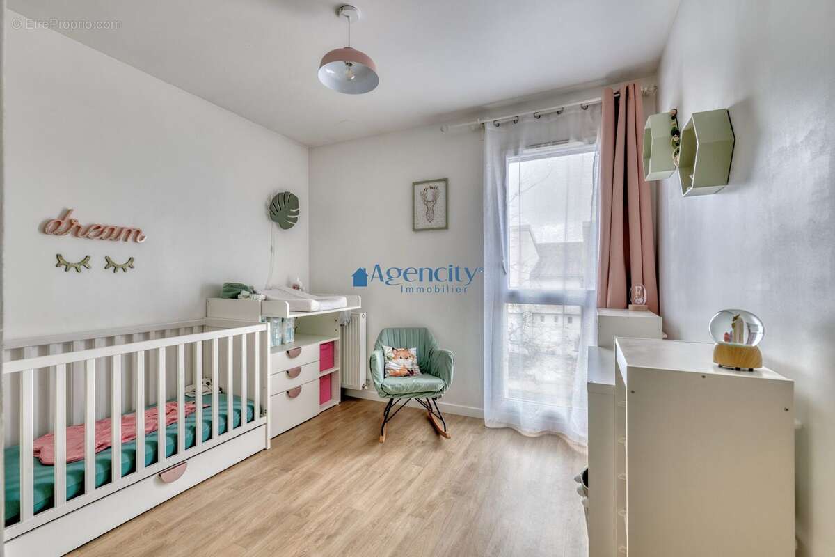 Maison à CHAMPIGNY-SUR-MARNE