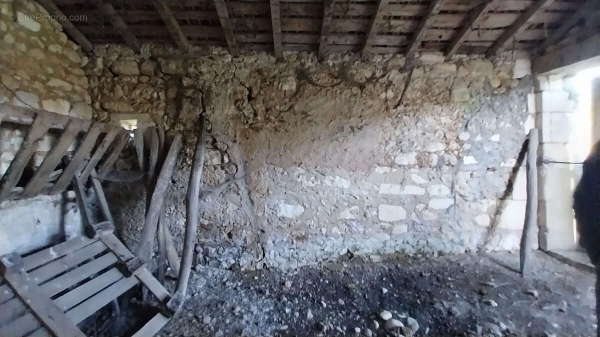 Grange sur 1 hectare en zonage Agricole / Loisirs STECAL ou Pastilles - photo 6