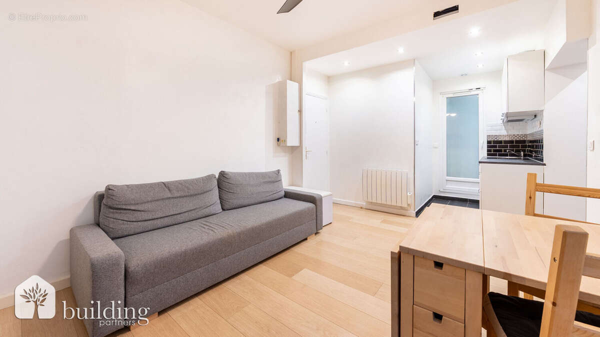 Appartement à PARIS-17E