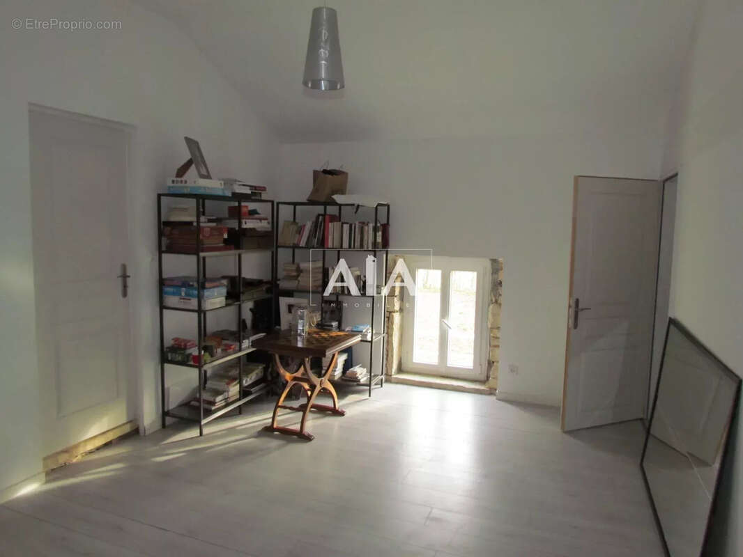 Appartement à SAINT-FRAIGNE