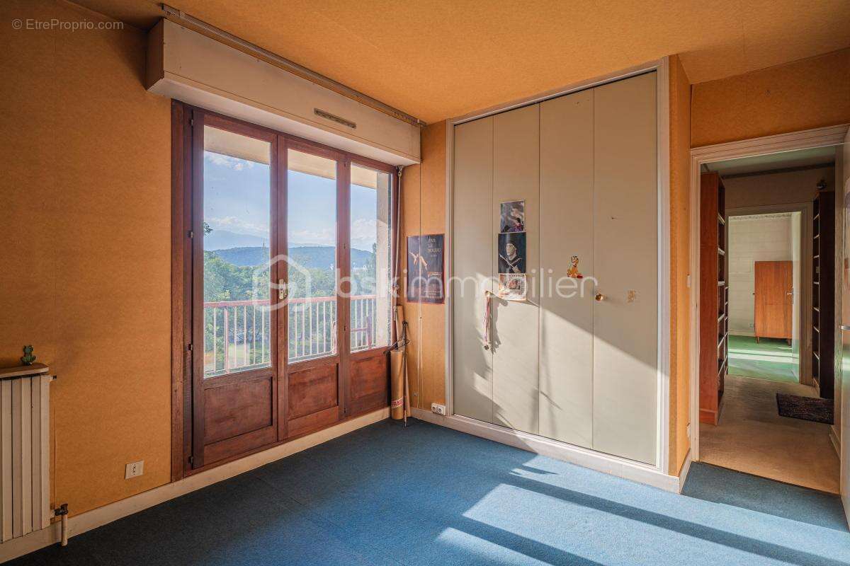 Appartement à ECHIROLLES