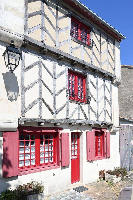 Maison à SAINT-MARTIN-DE-RE