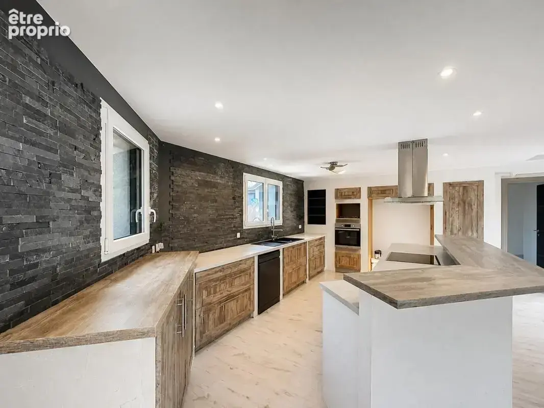 Maison de 8 pièces de 244 m² à Montauban - photo 9