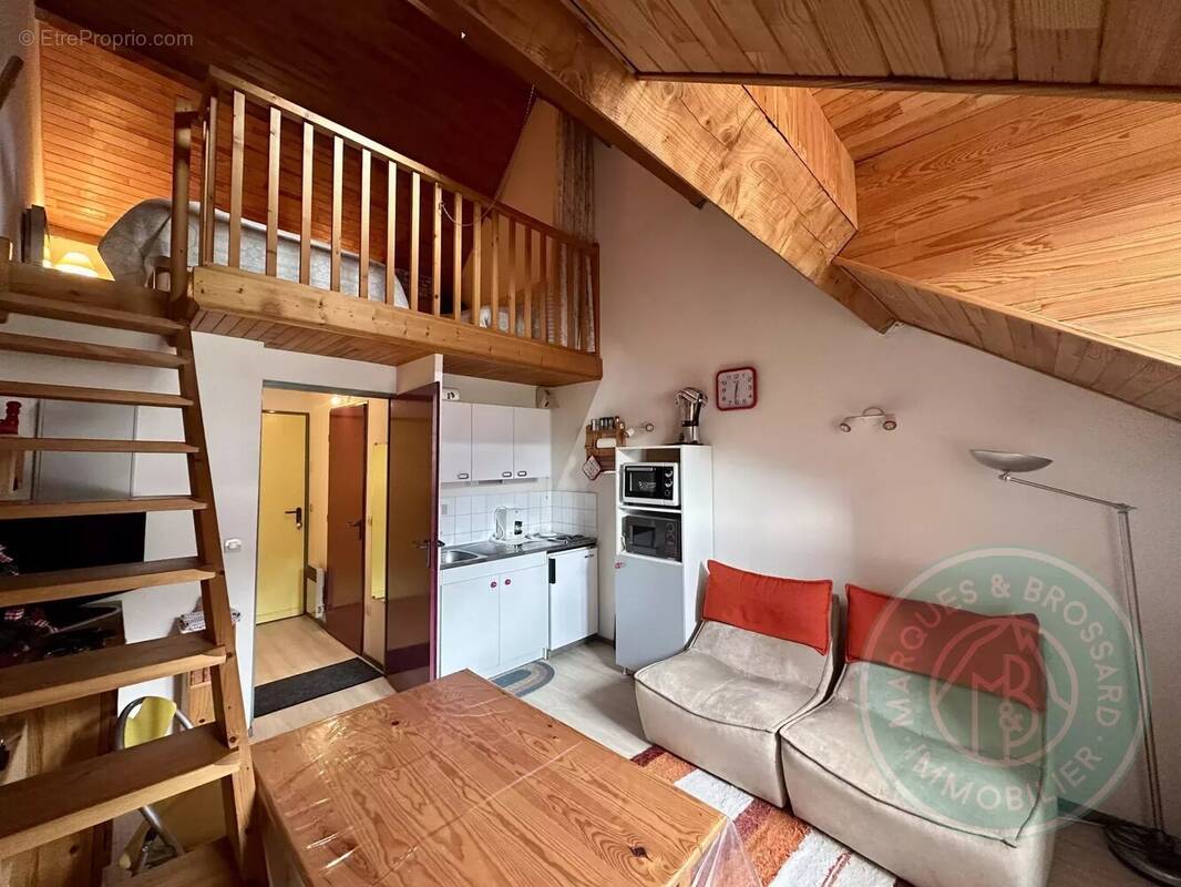Appartement à CAMPAN