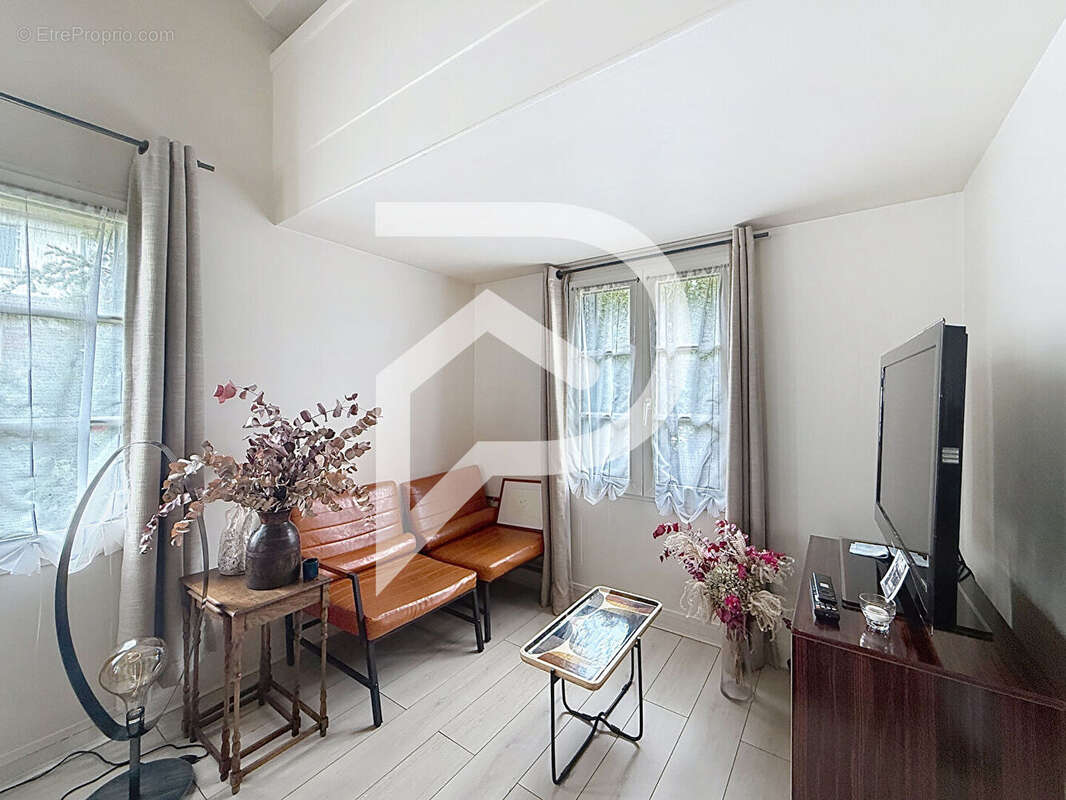 Maison à CHAMPIGNY-SUR-MARNE