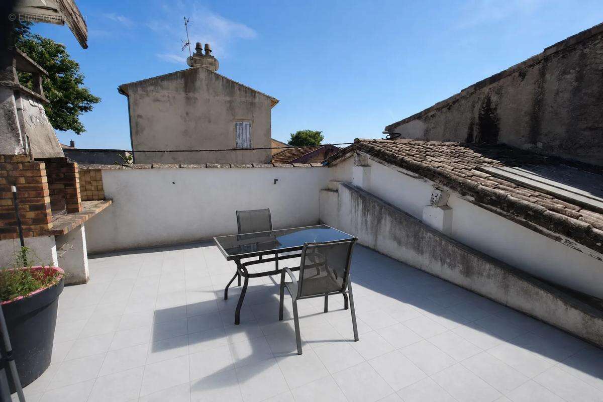 Maison à SAINT-ESTEPHE