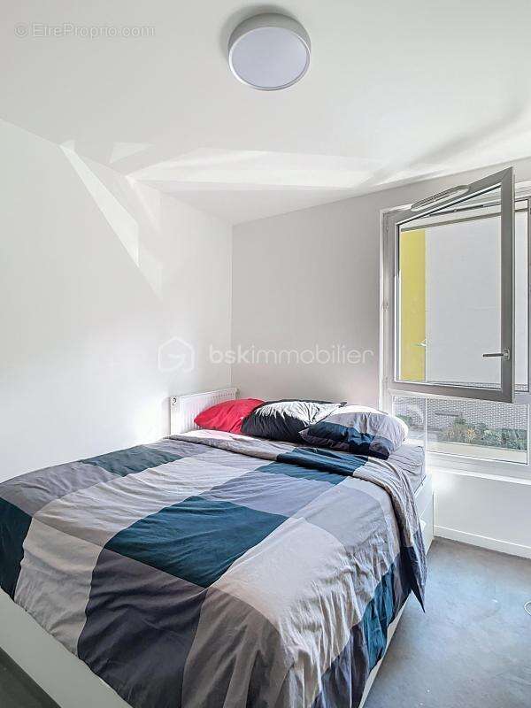 Appartement à NANTERRE