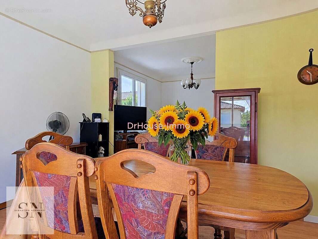 Maison 85 m² à Villeneuve-Sur-Lot  - photo 4