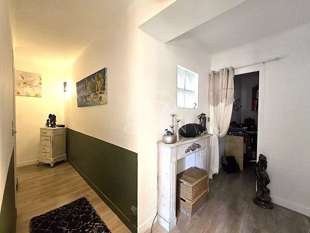 Maison à L&#039;ISLE-SUR-LA-SORGUE