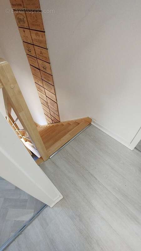 Maison à vendre 5 pièces COMBRIT (29) commerces à pied - photo 13