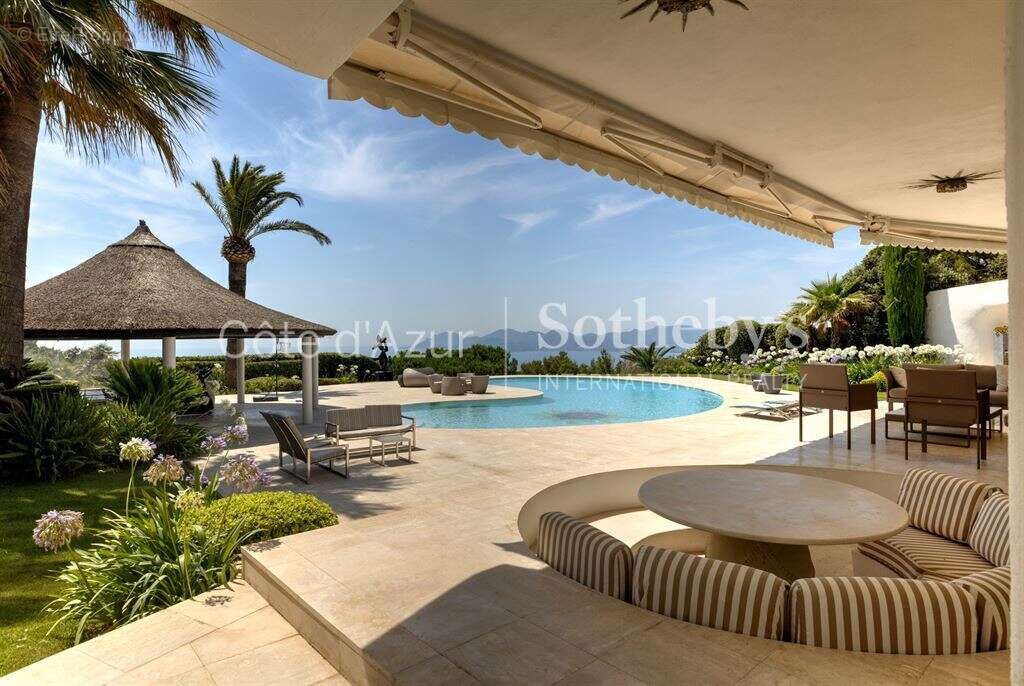 Cannes Californie, villa d'inspiration Couëlle avec vue panoramique, piscine et maison d'invités - photo 3