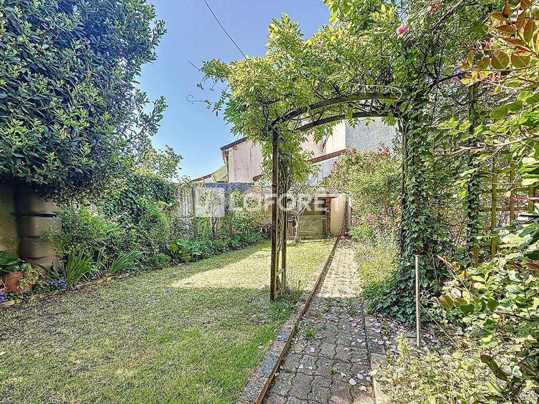 Maison à CHAMPIGNY-SUR-MARNE