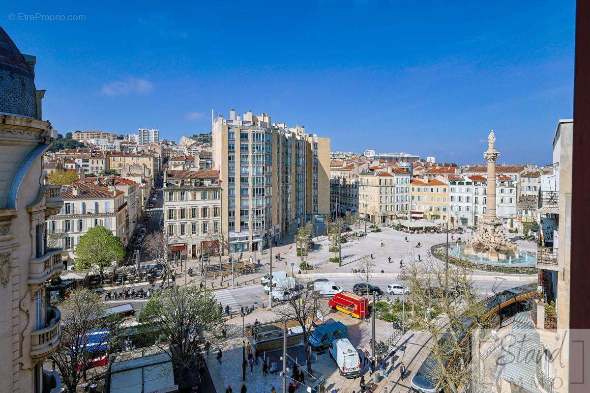 Appartement à MARSEILLE-6E