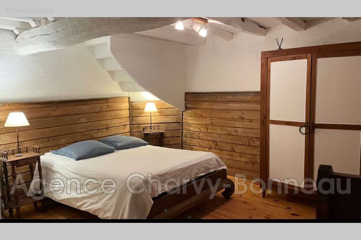Maison 270 m² à Montjoie-En-Couserans  - photo 9
